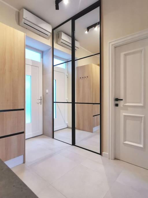 Apartman Noa Siroki Brijeg Ngoại thất bức ảnh