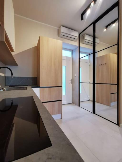 Apartman Noa Siroki Brijeg Ngoại thất bức ảnh